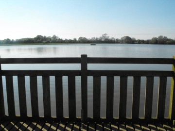 etang-coudraie-vue-jallaisbeaupreau-mauges-pique-nique-anjou © ôsezMauges