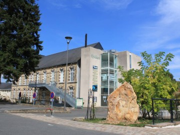 J203